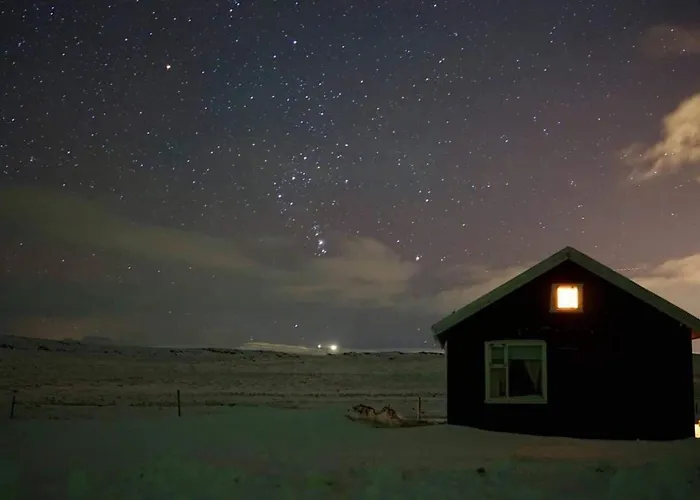 Abot - Riverside Cottage